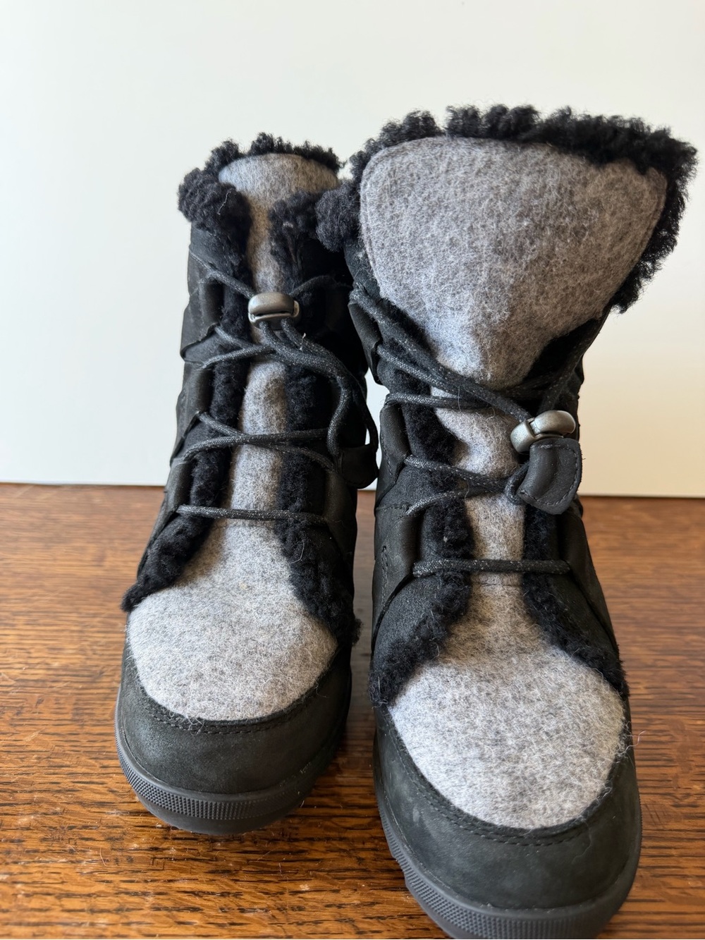 Sorel Black and Gray Wool-Lined Winter Boots